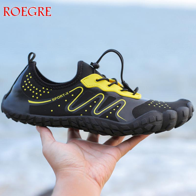 2019 Summer Men Beach Wading Casual Shoes Swimming On Surf Quick-Drying lace-up Unisex Sneakers Sock Drainage  man Water Shoes